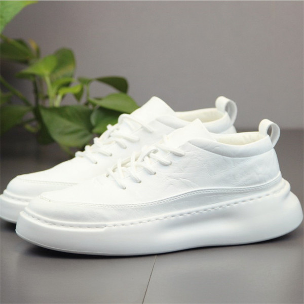 UUS mudel meeste moodsatest paksude taldade ja paeltega tossud