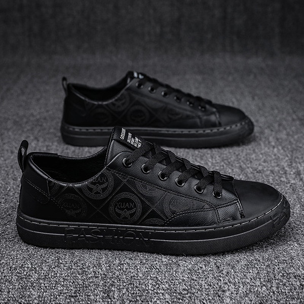 Moodsad nahast meeste tossud