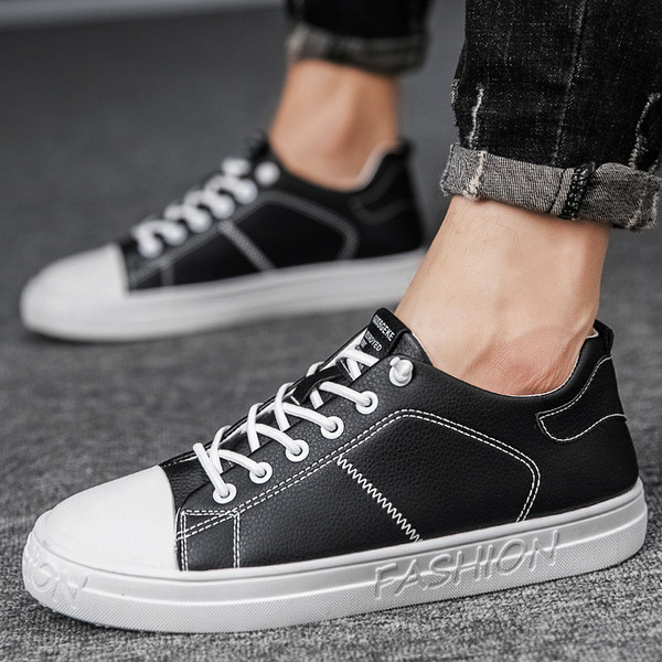 Lameda tallaga meeste kunstnahast tossud ja kiri tallale