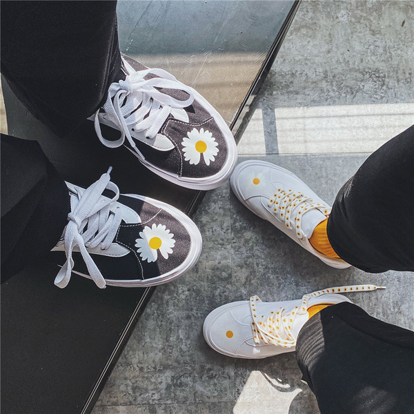 Meeste lõuendist tossud karikakraga