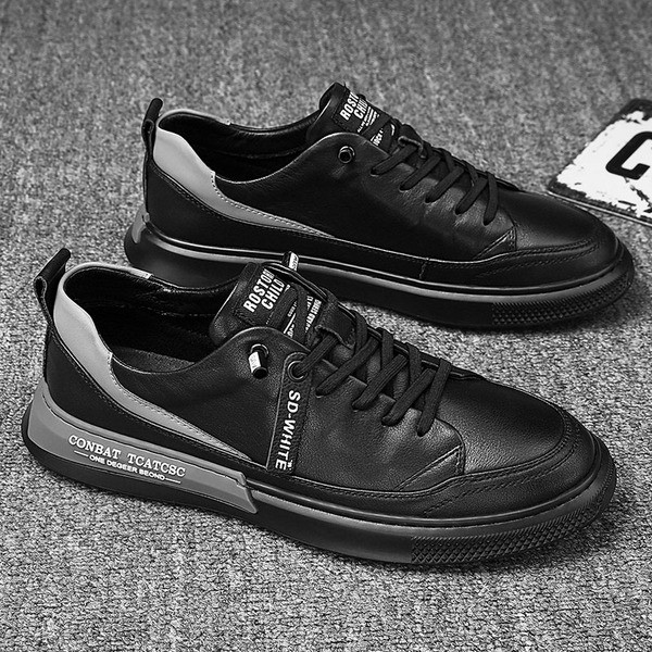 Lipsude ja kirjadega hingavad igapäevased tossud