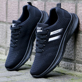 Vīriešu sporta kedas no elpojoša auduma ar šņorēm