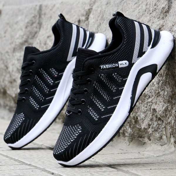 Légáteresztő férfi sportcipő - fűzővel