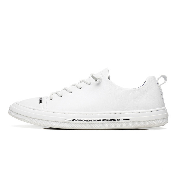 Jesenske kožne tenisice s natpisima i vezicama