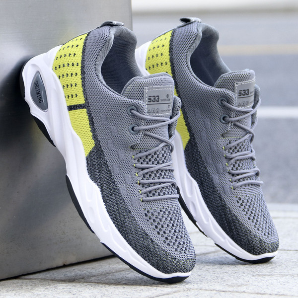 Paeltega tekstiilist meeste spordijalatsid