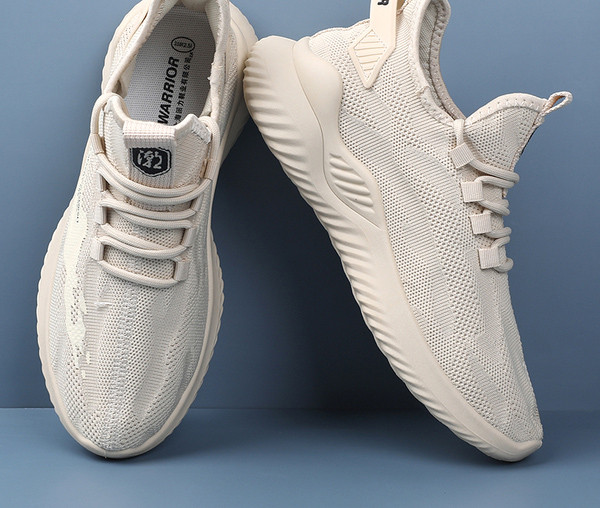 Meeste paeltega spordivõrgust tossud