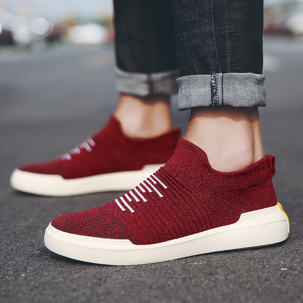 Mugavad meeste tekstiilist tossud ilma kinnituseta