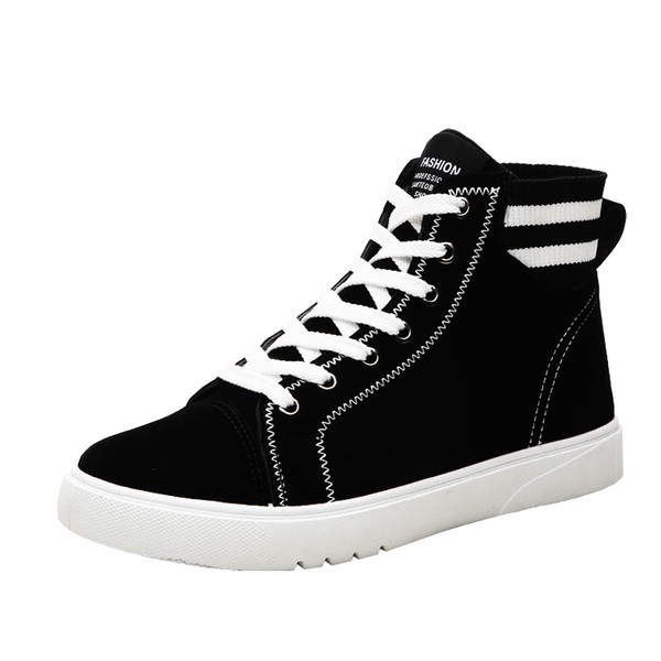 Vabaaja kõrged paeltega meeste tossud