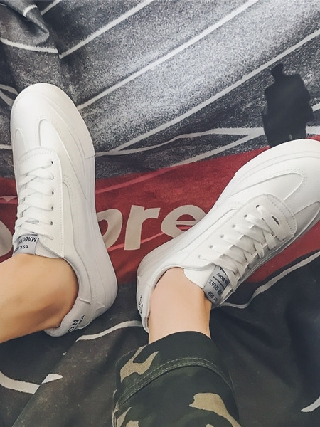 Lameda tallaga nahast meeste tossud