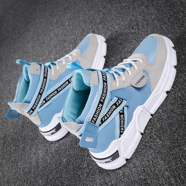 Uus mudel takjapaela ja paeltega meeste tossud