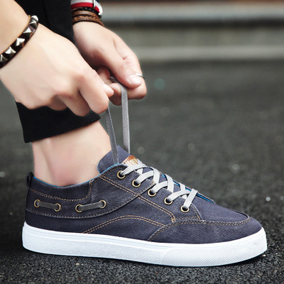 Meeste vabaaja tossud tekstiilist lipsudega