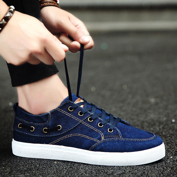 Meeste vabaaja tossud tekstiilist lipsudega