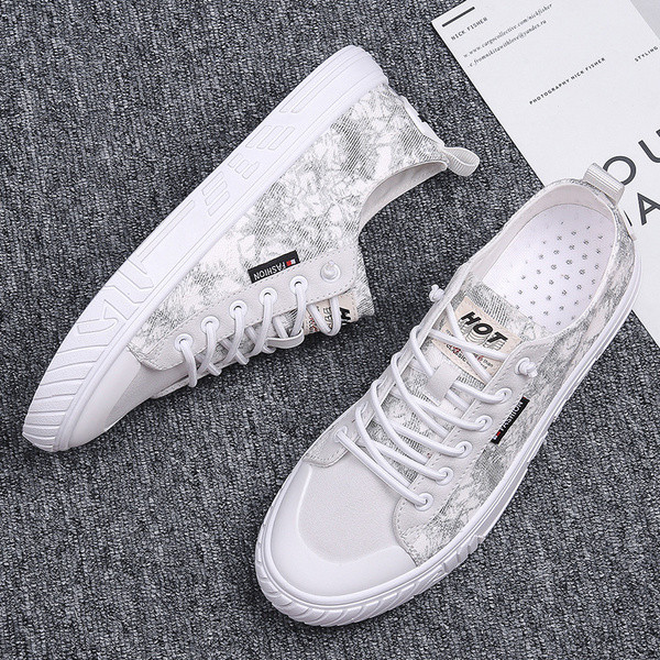 Marmorefektiga meeste lõuendist tossud - kaks mudelit