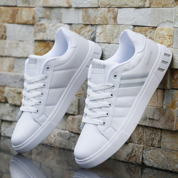 Férfi sportmaratonok fehér és fekete műbőrből