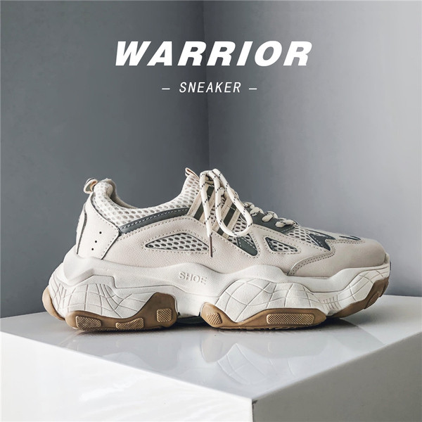 Paksude talla ja paeltega meeste sporditossud