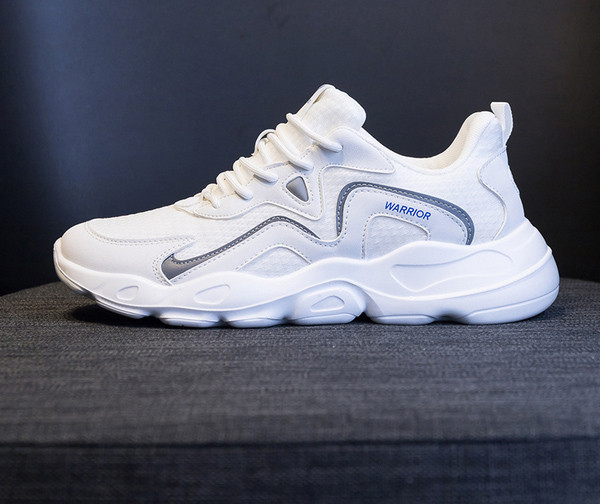 Ležerne prozračne muške tenisice s grubim potplatom