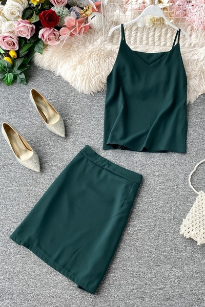 Dnevni ženski komplet suknja i majica bez rukava