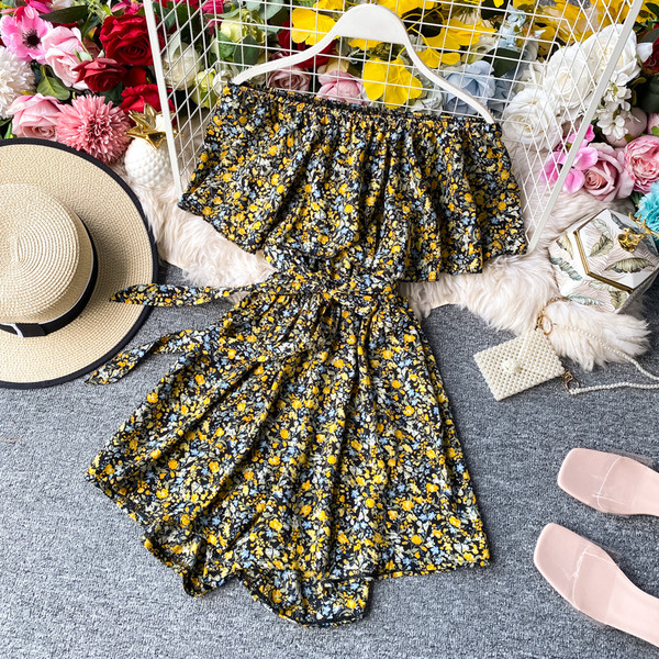 Lillemustriga naiste vabaaja kombinesoon