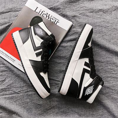 Meeste ökonahast kõrged tossud lameda talla ja aplikatsiooniga