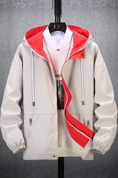 Meeste sügis-kevadine kapuutsiga jope erinevad mudelid üleminekuhooaegadeks ja mägedeks