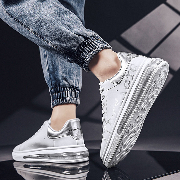 Paelte ja paksu värvilise tallaga vabaaja meeste tossud