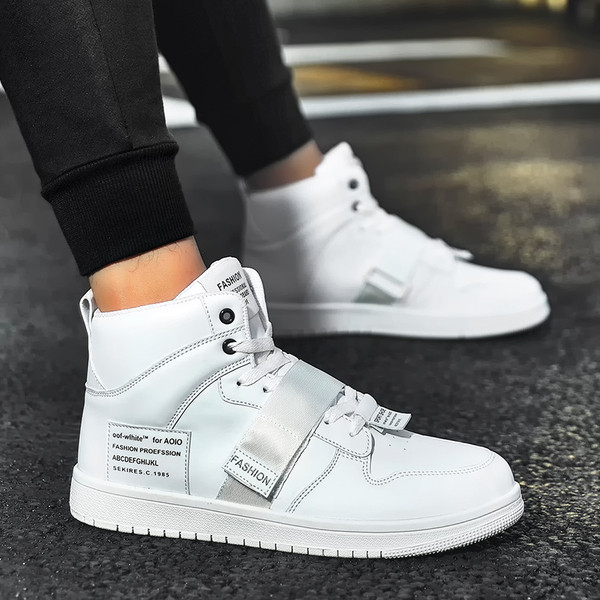 Kéttónusú férfi bőr tornacipő