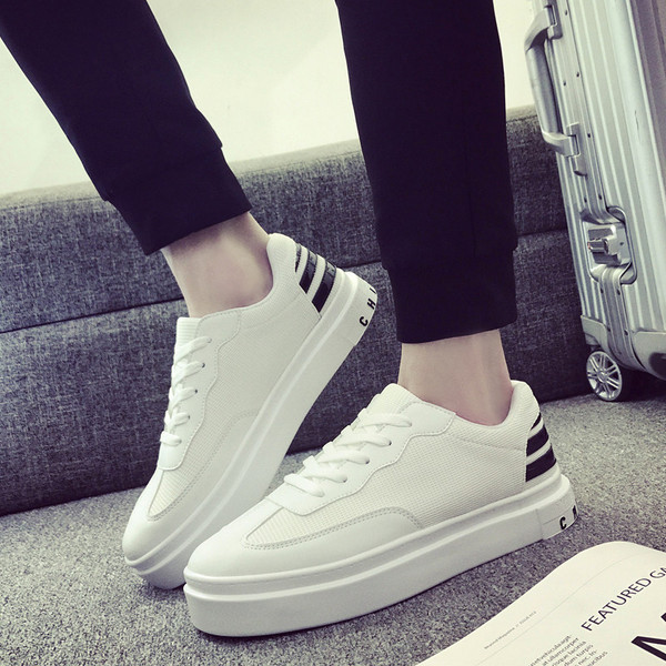 Paelte ja paksu tallaga sportlikud-casual meeste tossud