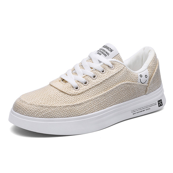 Uus mudel tekstiilist meeste paeltega tossud