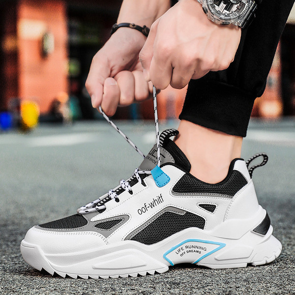 Férfi tornacipő magas talppal és fűzővel