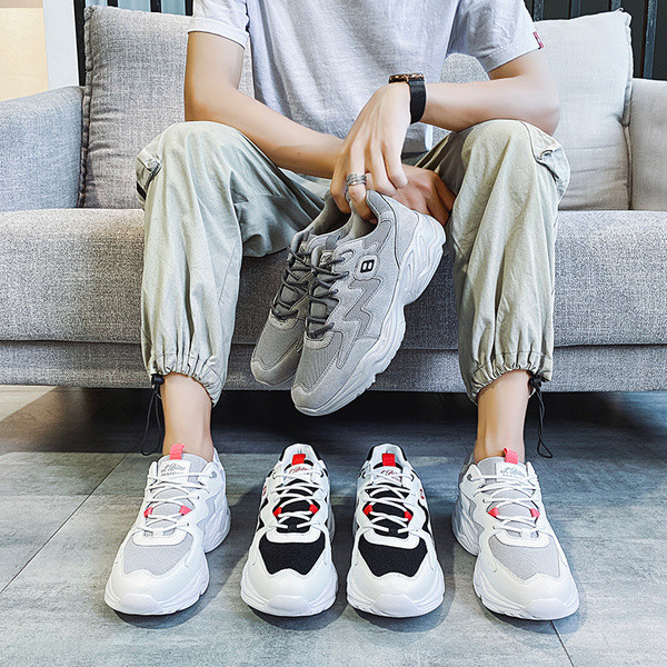 Ανδρικά αθλητικά παπούτσια με κορδόνια και τραχιά σόλα