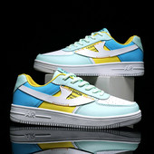 Modern, többszínű férfi tornacipő