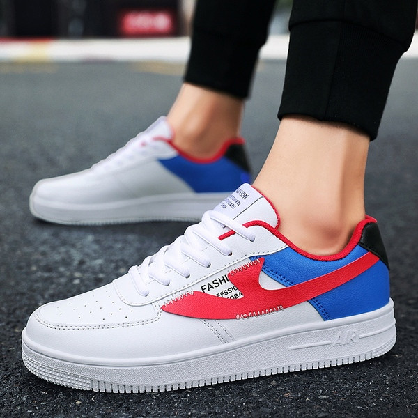 Modern, többszínű férfi tornacipő