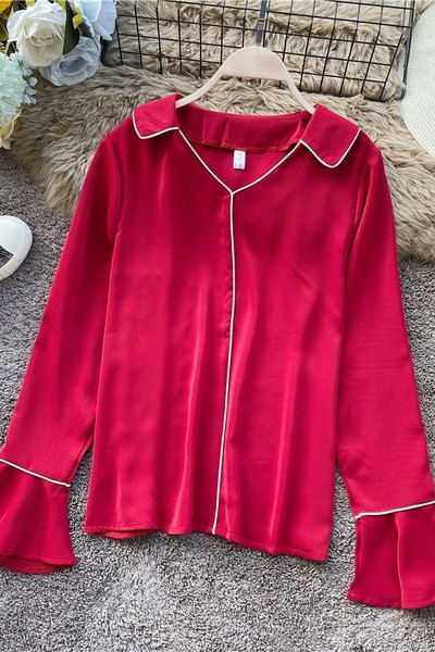 Naiste kaasaegne pikkade varrukatega särk lai mudel