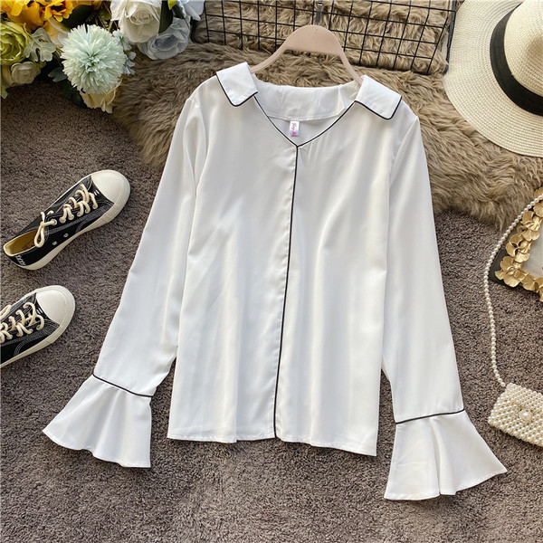 Naiste kaasaegne pikkade varrukatega särk lai mudel