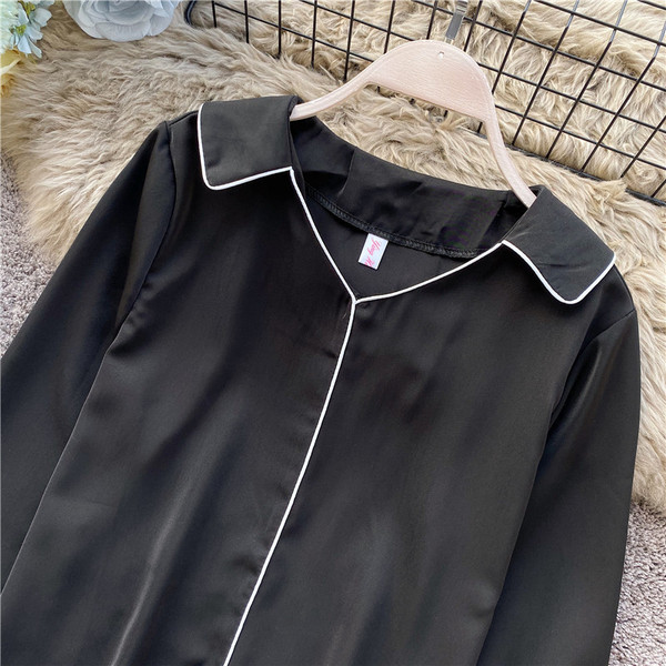 Naiste kaasaegne pikkade varrukatega särk lai mudel