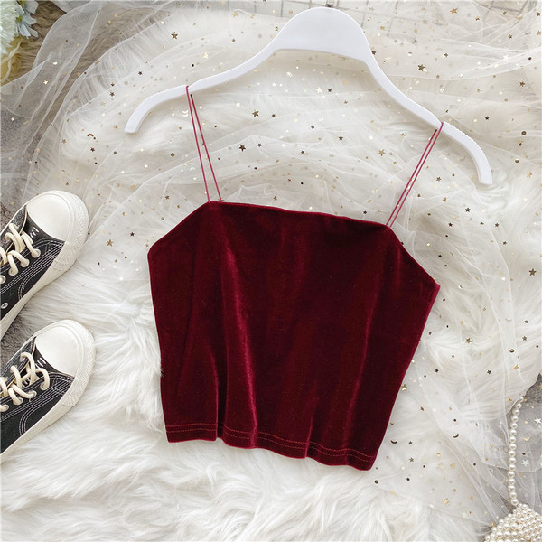 Naiste aktuaalne lühike õhukeste rihmadega topp tavaline mudel