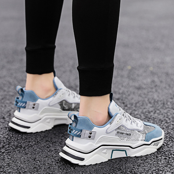 Meeste sportlikud ja vabaaja tossud kirja ja mustriga