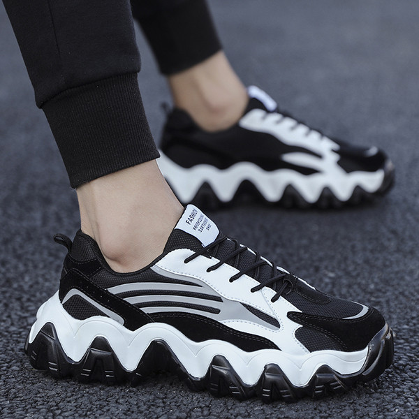 UUS mudel mustri ja paeltega meeste vabaaja tossud - kaks mudelit