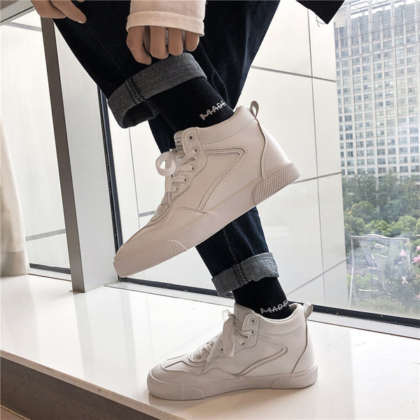 Tavaline ökonahast meeste tossude mudel