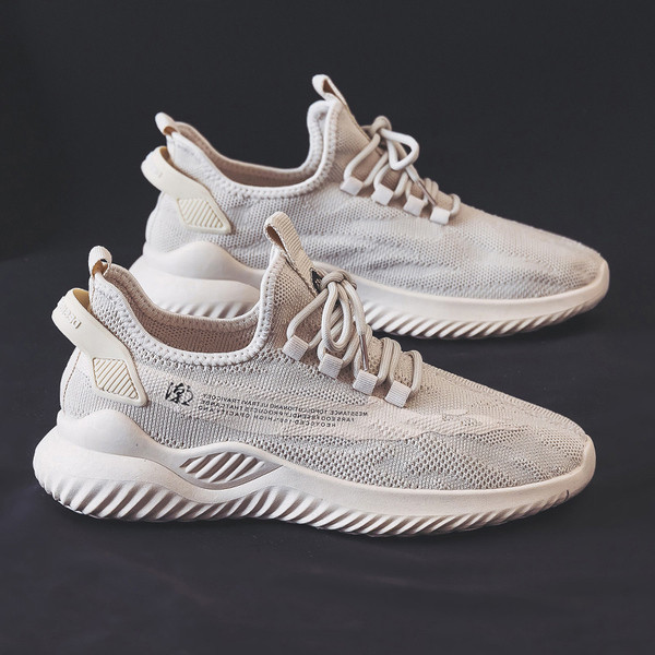 Férfi sportcipő anyagból