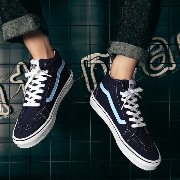 Lameda talla ja paeltega vabaaja tossud tekstiilist