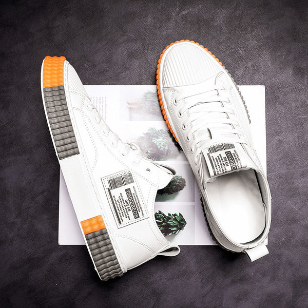 Mustrilise tallaga meeste nahast tossud