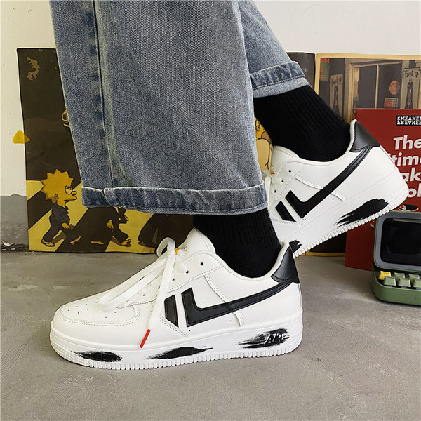 Lameda tallaga nahast meeste tossud