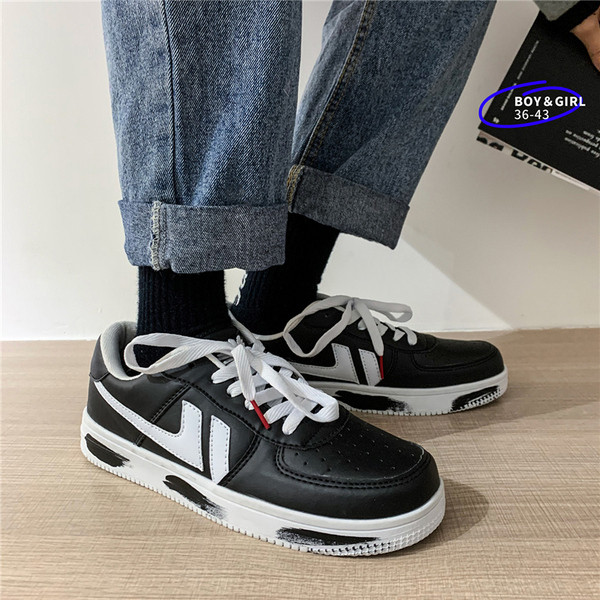 Lameda tallaga nahast meeste tossud