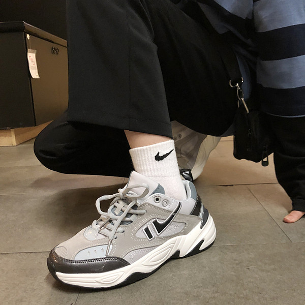 Kareda talla ja paeltega meeste tossud