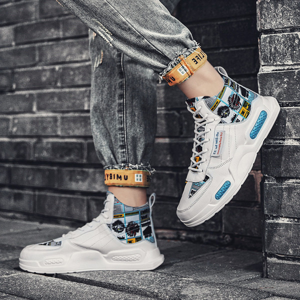 Tenisi inalti de toamna din piele ecologica cu model colorat