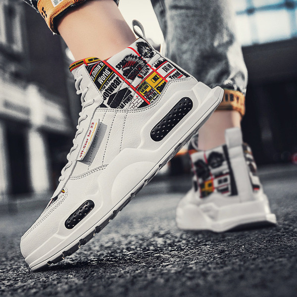 Tenisi inalti de toamna din piele ecologica cu model colorat