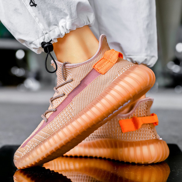 Alkalmi férfi tornacipő textilből - három modell