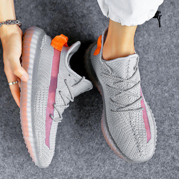 Alkalmi férfi tornacipő textilből - három modell