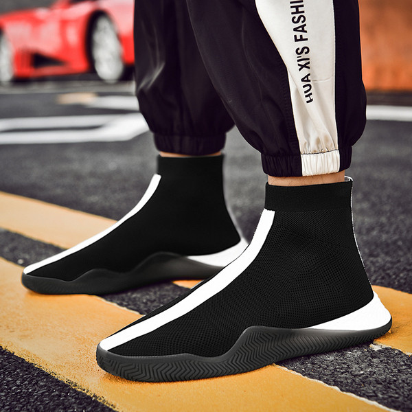 Ψηλό μοντέλο πάνινα αθλητικά παπούτσια - κάλτσα